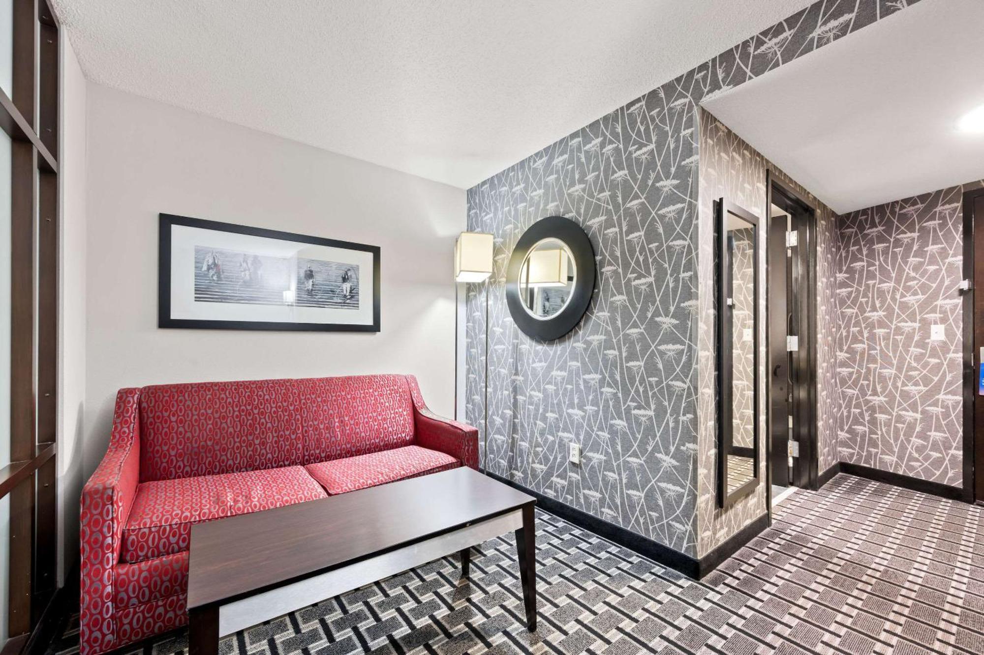 Comfort Suites Williamsburg Historic Area Εξωτερικό φωτογραφία