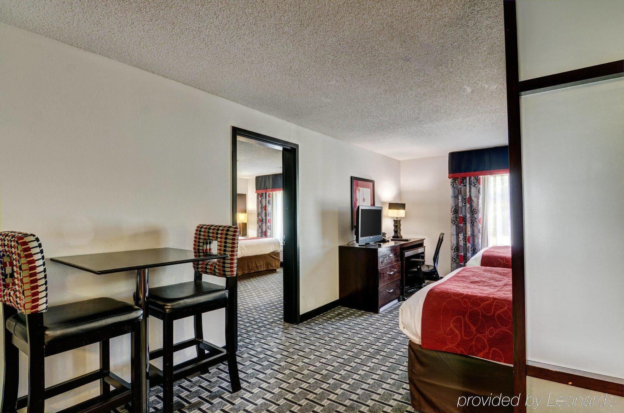 Comfort Suites Williamsburg Historic Area Εξωτερικό φωτογραφία